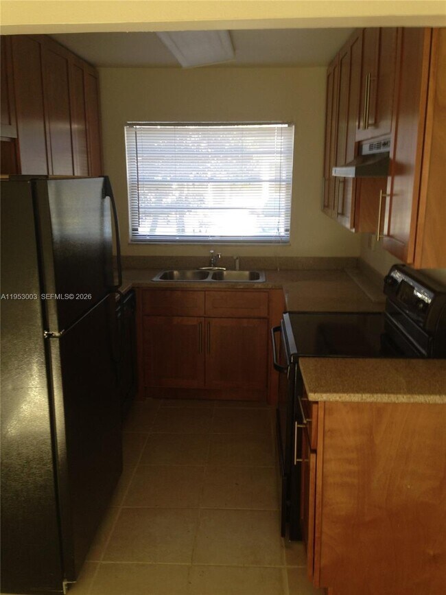 Photo - 3864 SW 52nd Ave