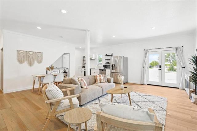 Building Photo - 3322 Darby Ln