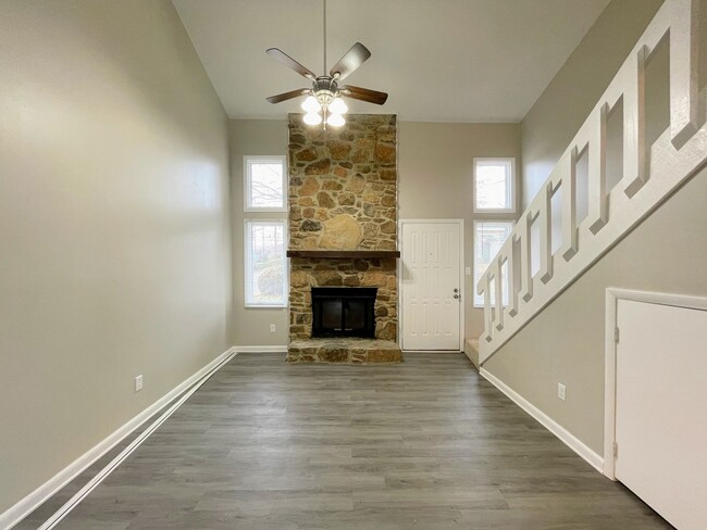 Photo - 1103 Old Monrovia Rd NW