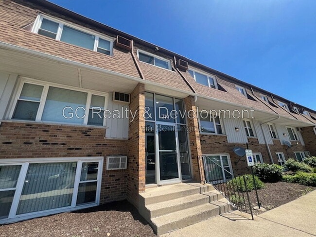 Building Photo - 314 N Warwick Ave Unit GD