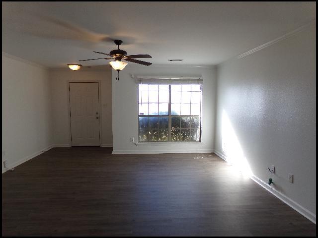 Photo - 9800 Herndon Rd