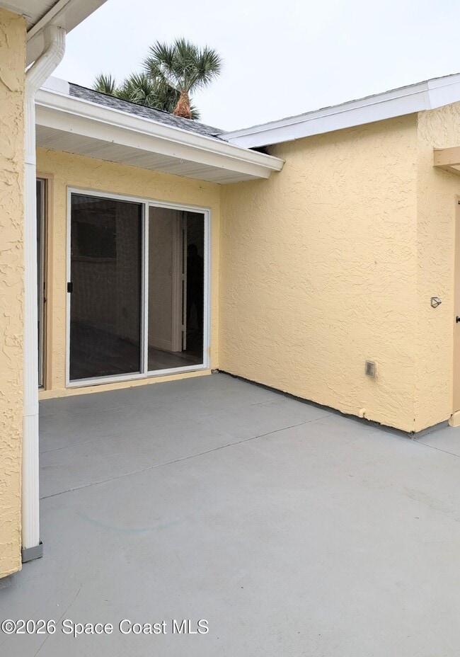 Photo - 1430 Malibu Cir NE