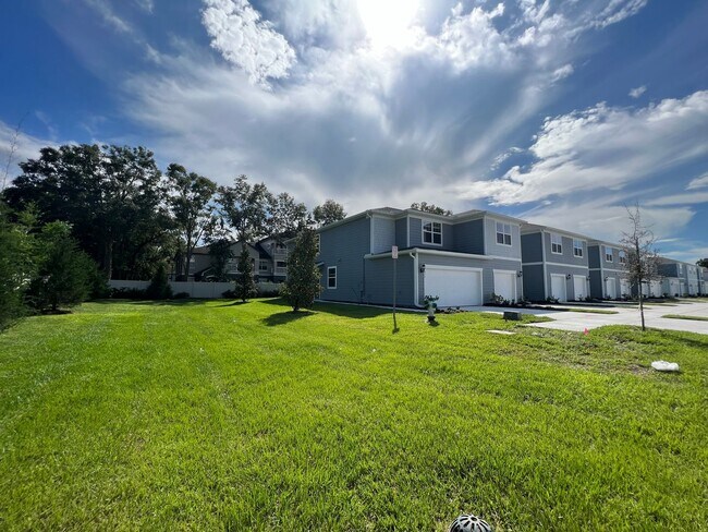 Photo - BRAND NEW CONSTRUCTION 3 Bed 2.5 Bath at G...