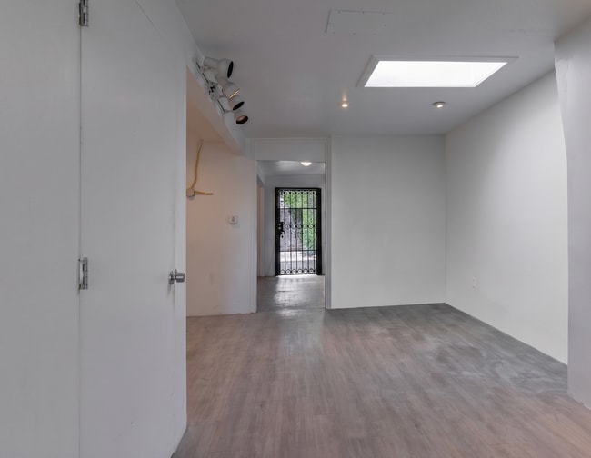 2172 Pacific Ave Unit A