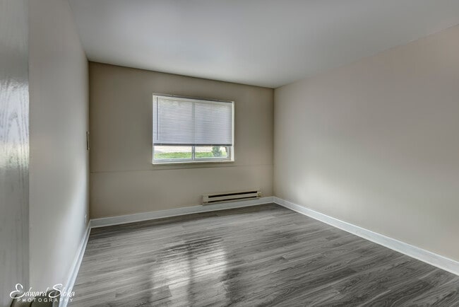 Wauconda Park Apartments