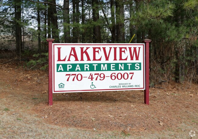 Photo - Lakeview Apartments