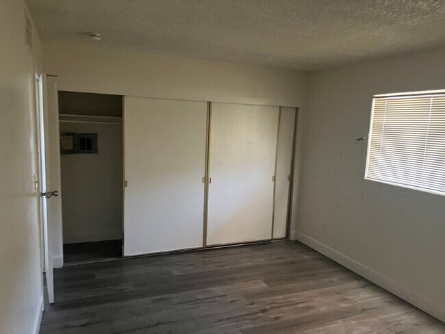 Photo - 555 S Royal Crest Cir Unit 22