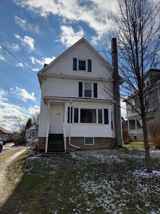 Photo - 190 Lafayette Ave