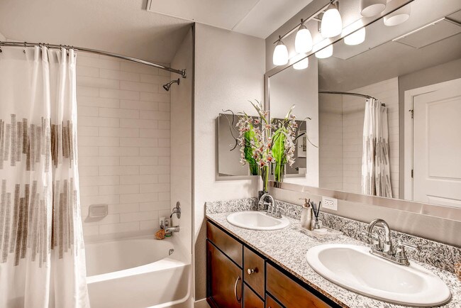 Ovation Apartments Lone Tree, CO