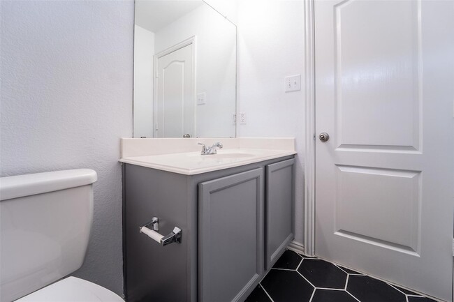 Photo - 2741 Sunlight Dr