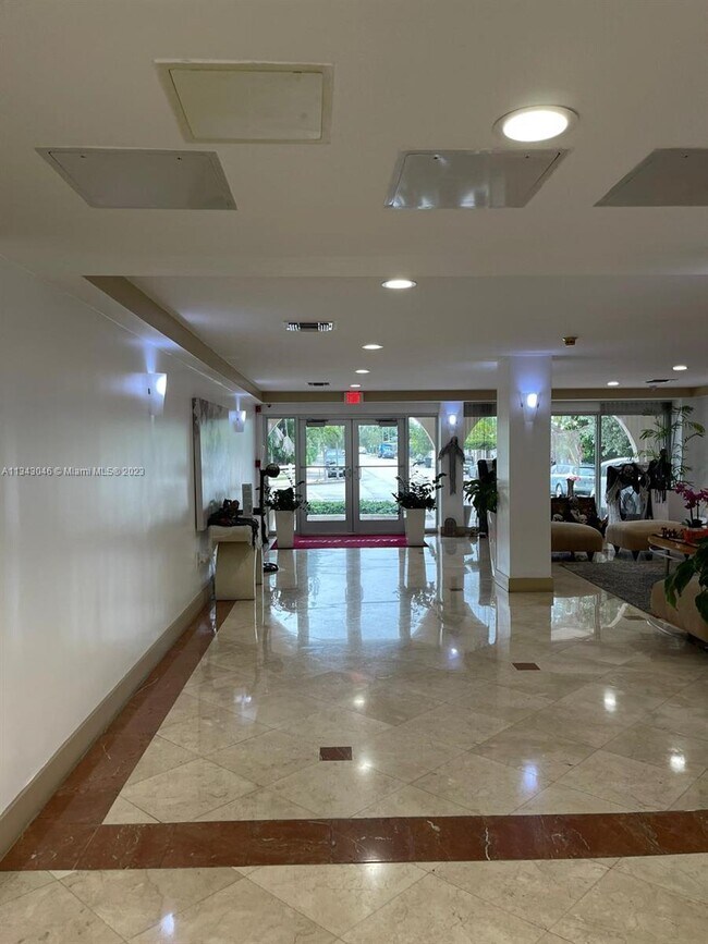 Photo - 1455 N Treasure Dr Unit 7D
