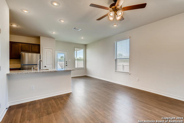 Photo - 7518 Astro Fld