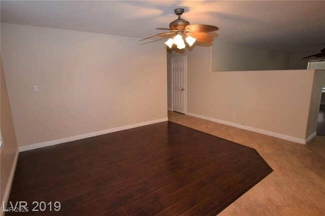 Photo - 1041 Amber Gate St