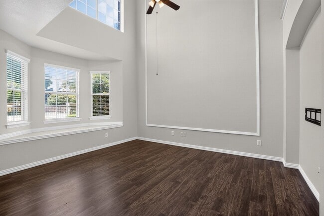 Photo - 3112 Bedford Rd