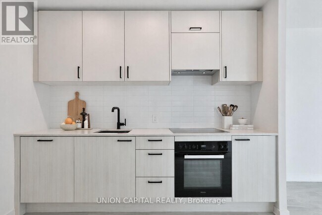 Photo - 1 Quarrington Lane Unité 1405