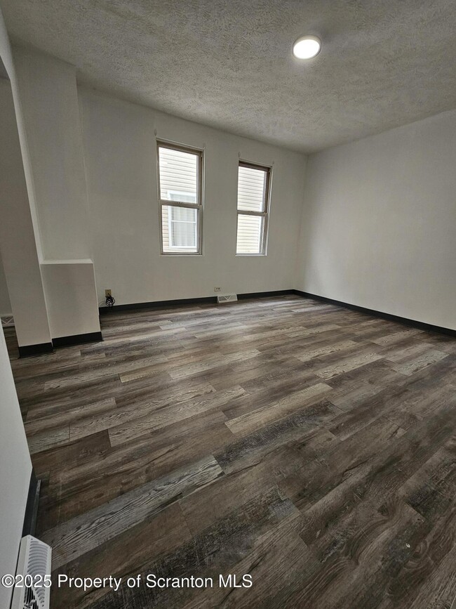 Photo - 212 Main St Apartment