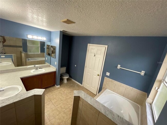 Photo - 526 Elbridge Pl