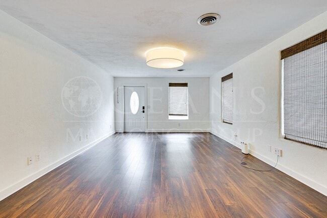 Photo - Historic GEM! – The First Female-Built Home in Holly Hill