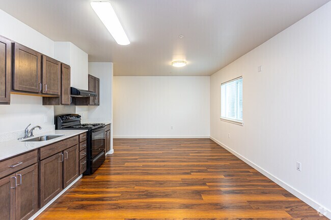 2BR, 1BA - 833SF