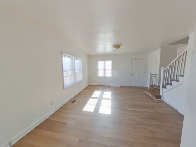 Photo - 703 S Hydraulic Ave Unit 703