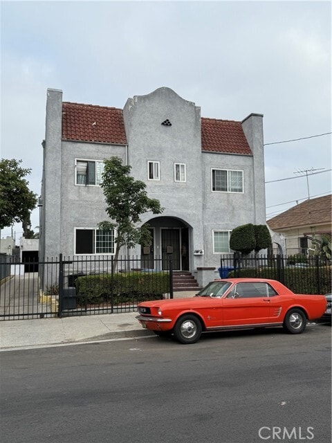 Photo - 1231 S Mariposa Ave Apartamento