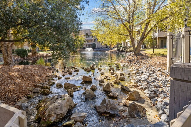 Photo - 2505 Stockbridge Dr