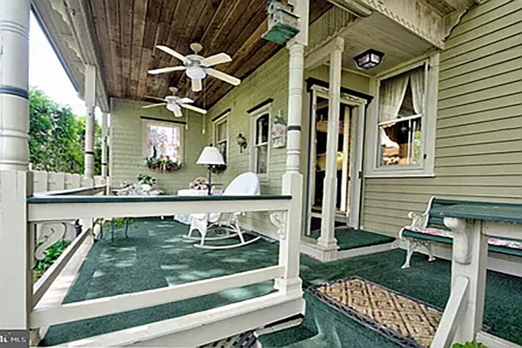 Photo - 42 Main St N