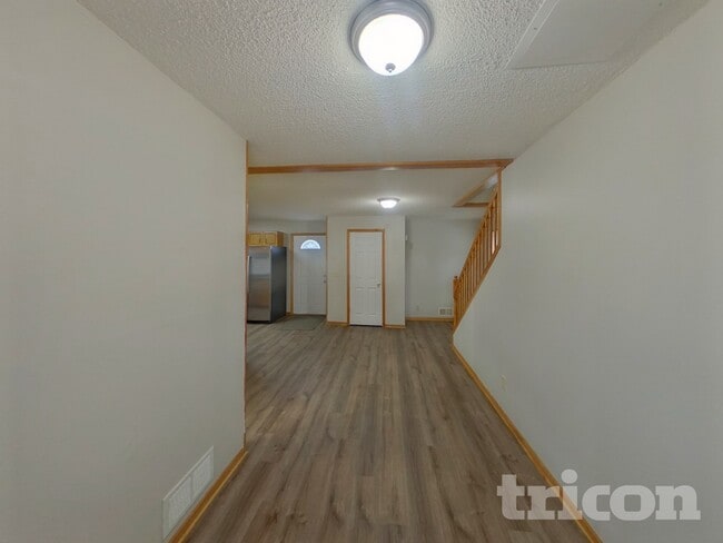 Photo - 2144 Sherwood Ave