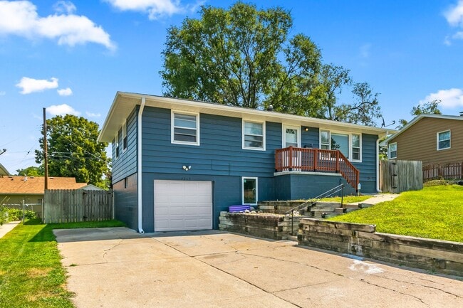 Photo - 7215 S 41st Ave