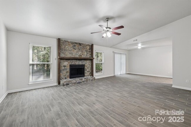 Photo - 7030 Huntsmaster Dr