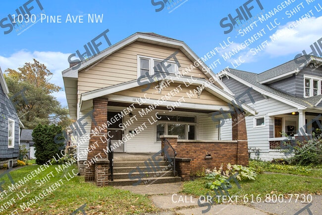 Photo - 1030 Pine Ave NW Casa