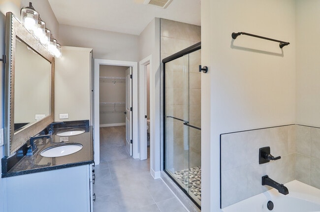 Photo - 1222 Warrior Ln