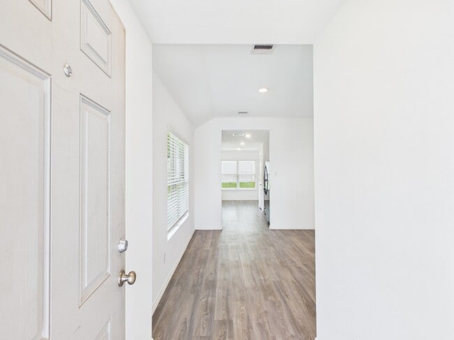 Photo - 1300 Winding Willow Dr