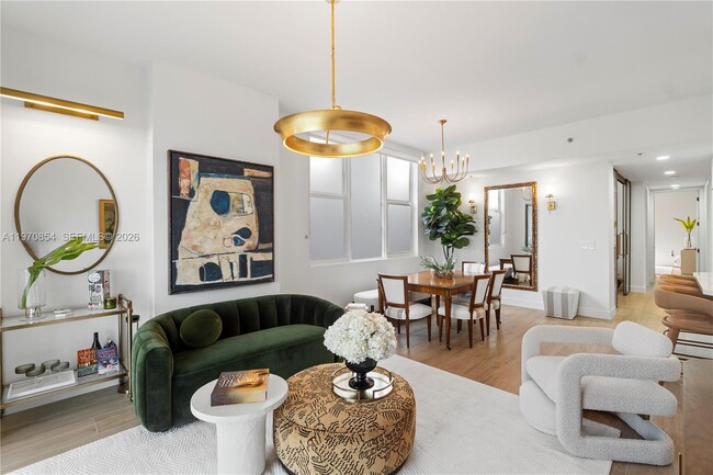 Photo - 626 Coral Wy Unit 503