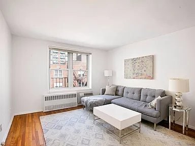 25 W 13th St Unit 7KS