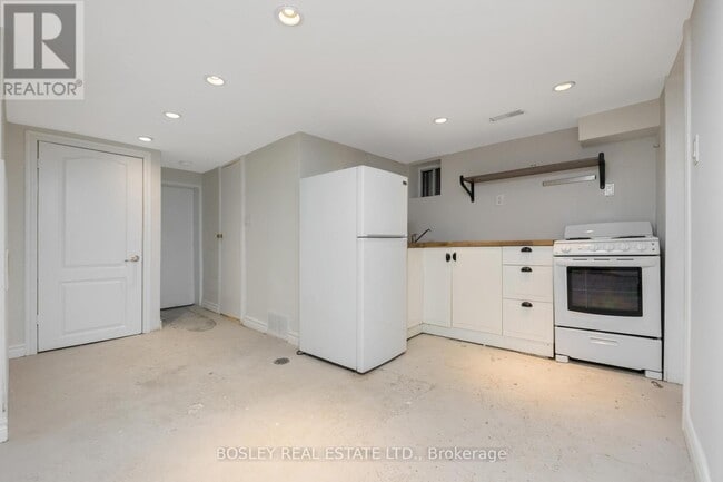 Photo - 16 Hallam St