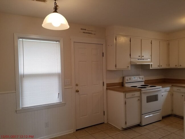 Photo - 126 Red Cedar Dr