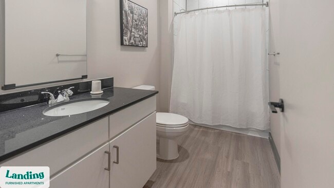 Photo - 645 N Front St Unidad 430