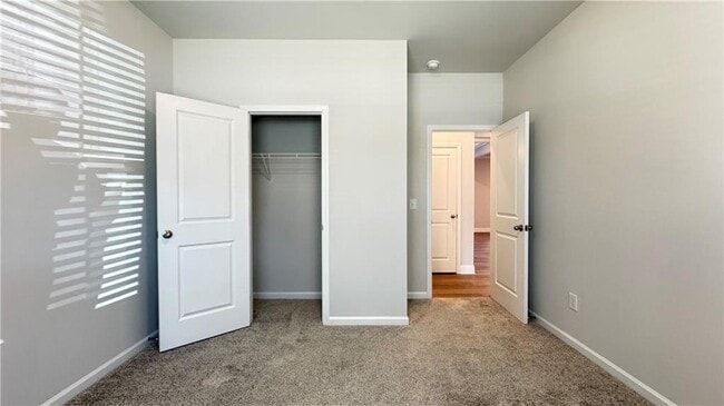 Photo - 4587 Silver Oak Dr SW