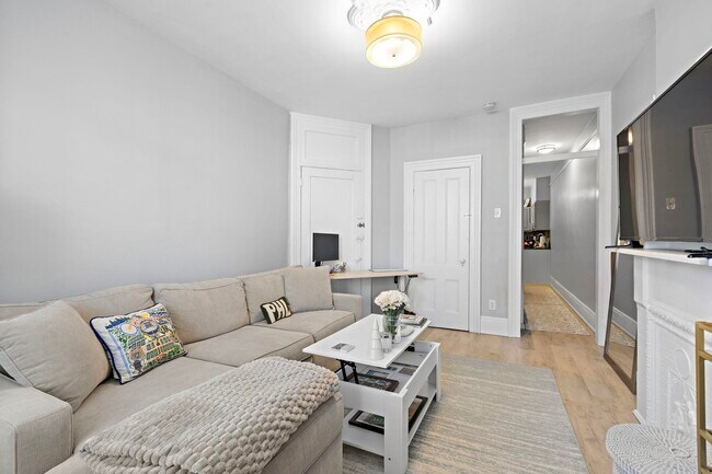 Photo - 114 Washington St Unit 2