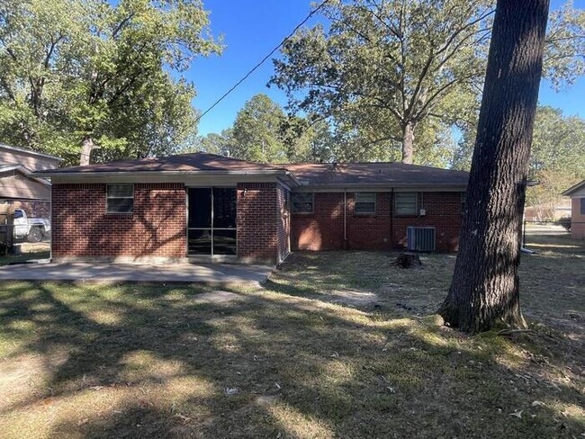 Photo - 8500 Shelley Dr