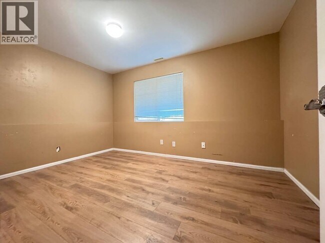 3886 W 29th Ave