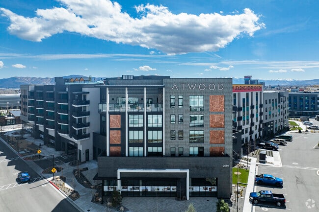 Photo - Atwood at RED