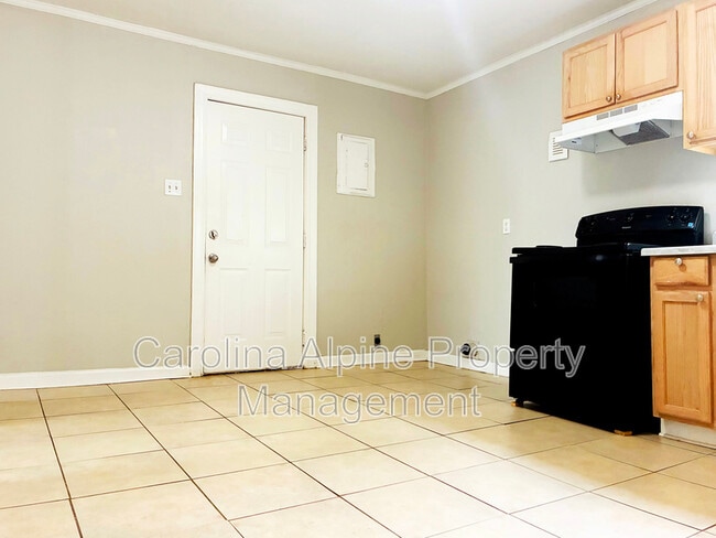 Photo - 1500 W Walnut Ave