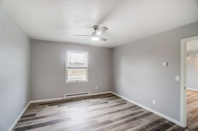 Chardon Place Apartments and Townhomes