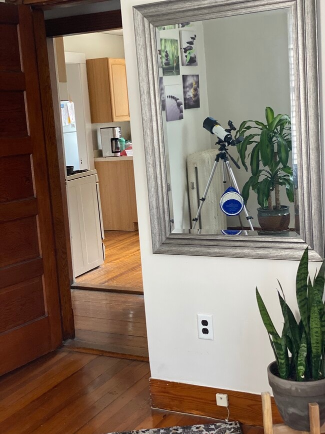 Photo - 37 Bellevue Ave Unit Sunny spacious apt