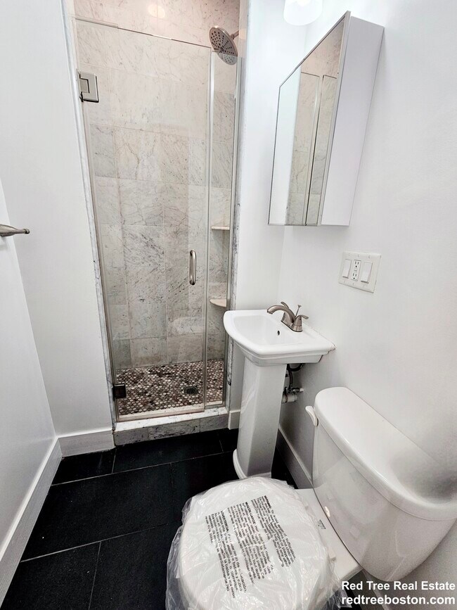 Photo - 24 Phillips St Unit 2