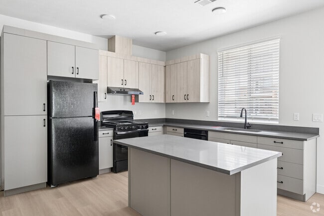 2BR, 2BA - 975SF ADA - Kitchen - Juniper Heights