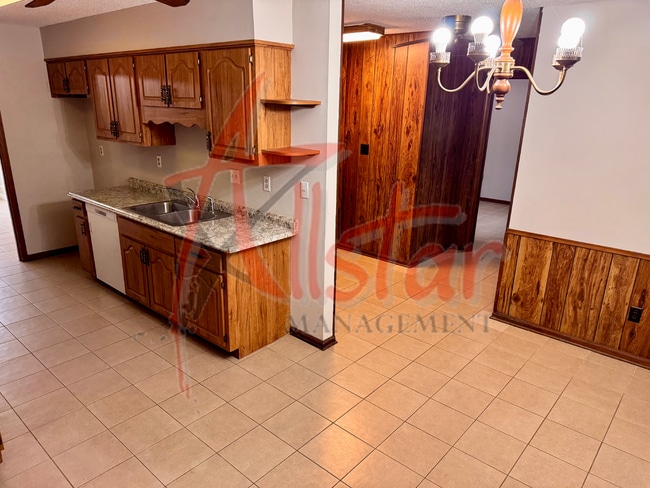 Photo - 4241 Faye Dr