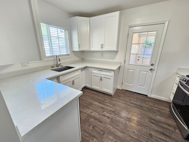 Photo - Beautiful Palo Alto Bungalow